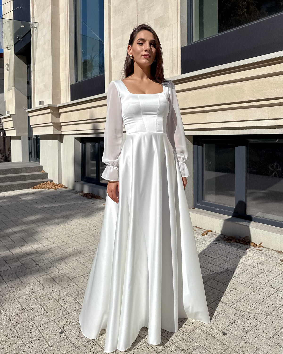 MAJORELLE, rochie de mireasă lungă din satin cu corset reglabil