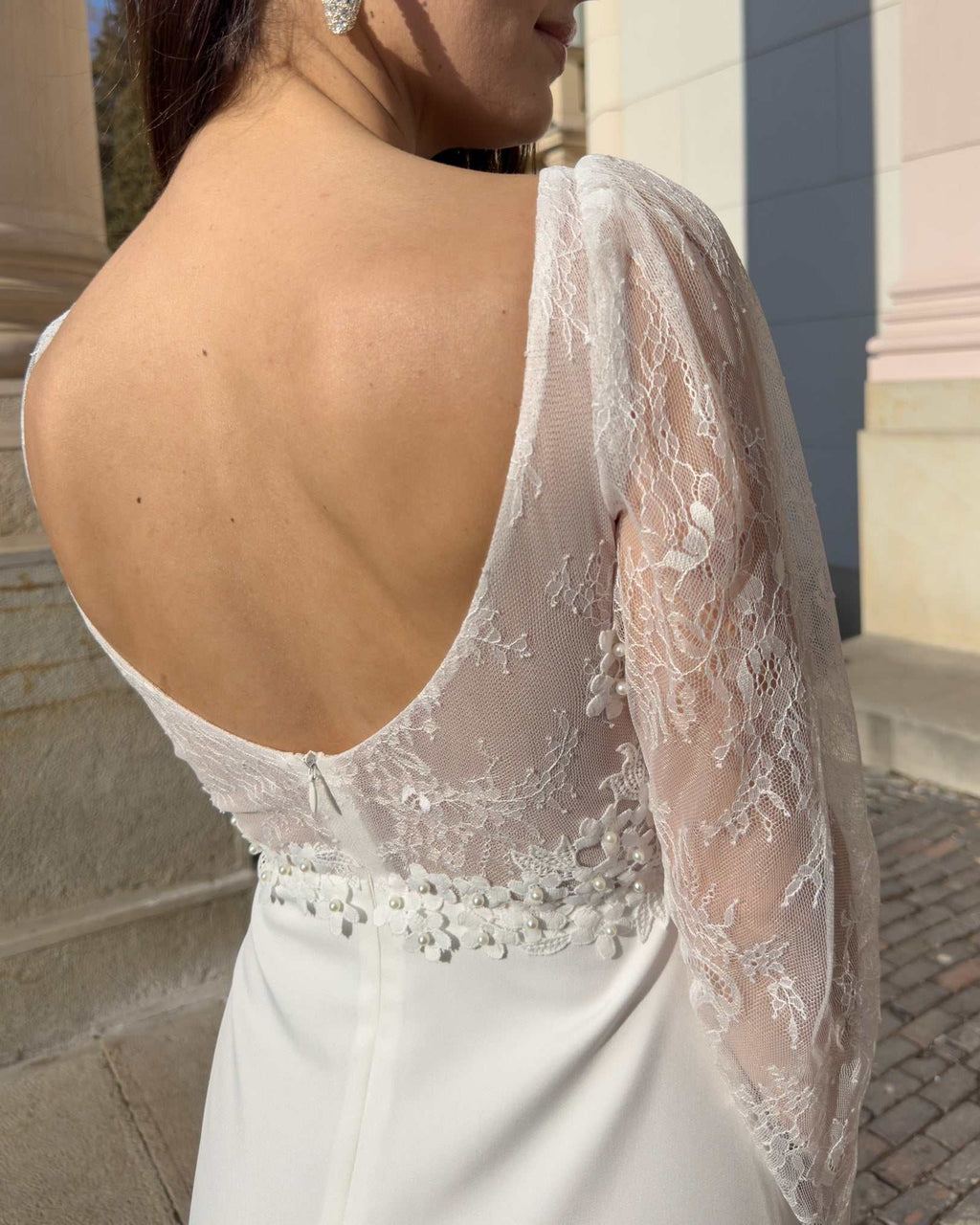 Robe de mariée élégante avec manches en dentelle