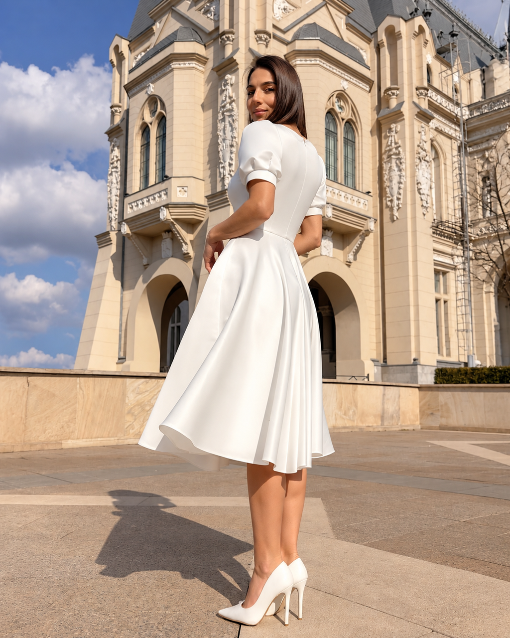 Robe blanche mariage civil élégante