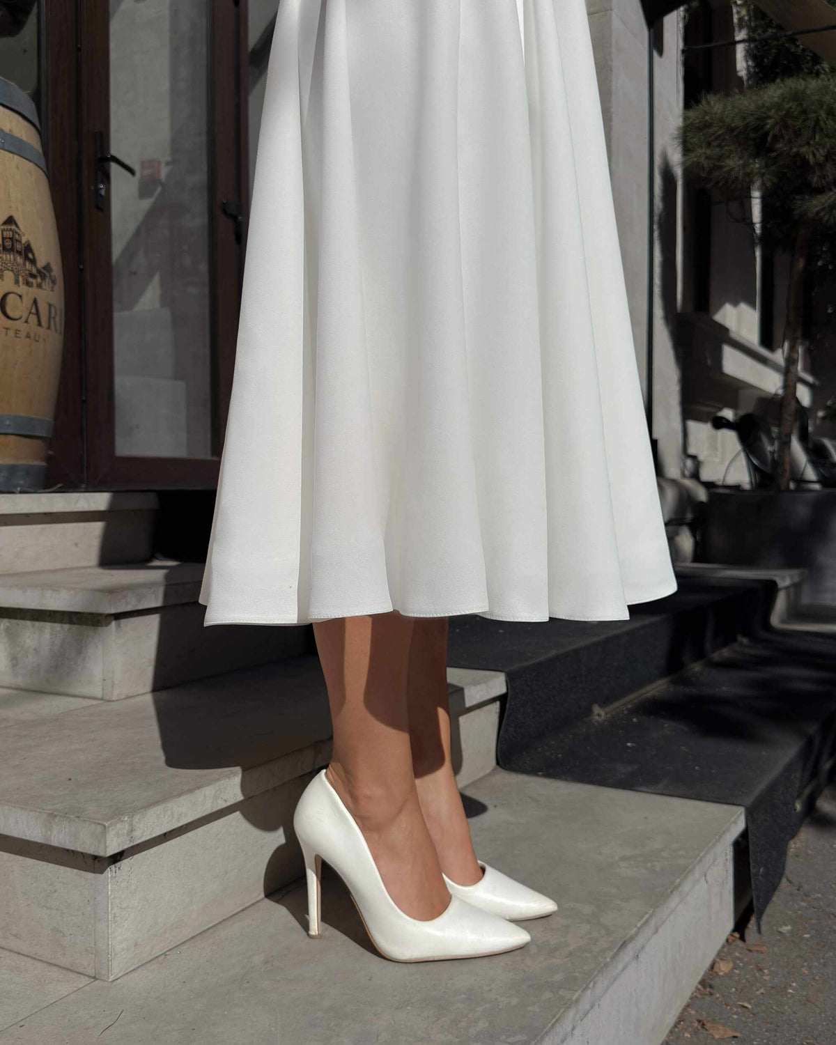 Robe blanche midi à manches longues en crêpe pour mariage civil, religieux