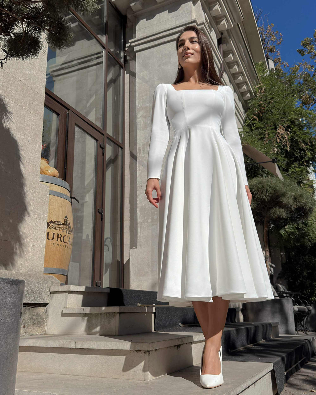 Robe blanche midi à manches longues en crêpe pour mariage civil, religieux