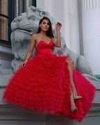 Rochie rosie de seara lunga cu corset si volane